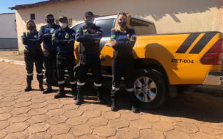 Fiscais de trânsito recebem uniformes reformulados