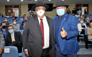 Governadores Flávio Dino e Mauro Carlesse 