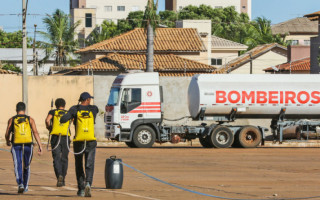 Candidatos percorrem o circuito montado junto da estrutura do CBMTO, em Palmas.