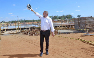Governador Mauro Carlesse vistoriou as obras do HGA