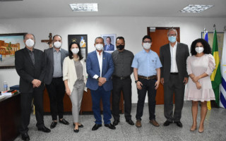 Representantes da VLI e da empresa de fertilizantes Fertipar e Yara Brasil apresentaram projeto na Assembleia. 