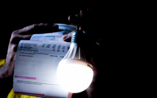 Conta de luz deve subir quase 17% no próximo ano. 