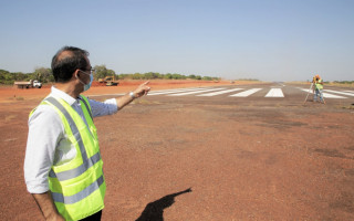 Prefeito Wagner Rodrigues vistoria as obras do Aeroporto de Araguaína