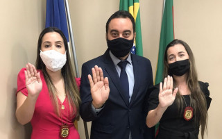 À esq., a delegada regional de Araguaína, Ana Maria Varjal, vereador Ygor Cortez, e a delegada Sarah Lilian 