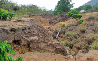 Erosões ameaçam a integridade de rodovias estaduais
