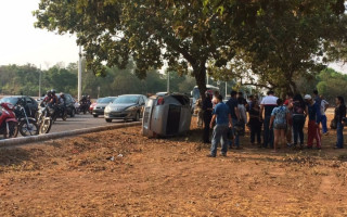 Acidente na Av. Teotônio Segurado.