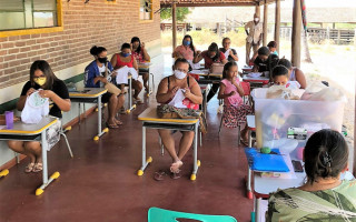 Oficinas de empreendedorismo e palestras sobre cooperativismo também fazem parte das ações no campo e na cidade.