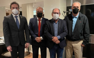 Deputado federal Fred Costa (Patriota-MG), presidente nacional do partido, Ovasco Resende, e Juscelino Braga secretário-geral com Ronaldo Dimas.