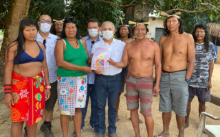 Pré-candidato a governador do TO, Paulo Mourão (PT) visitou a Aldeia Manoel Alves.