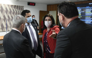 Votação simbólica que aprovou relatório da PEC ocorreu nesta quarta-feira, 22.