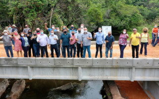 Pontes inauguradas na última sexta-feira, 24, ficam nos assentamentos Manoel Alves e Rio Preto.
