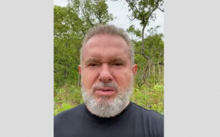 Governado afastado do Tocantins Mauro Carlesse se diz tranquilo e que provará inocência. 