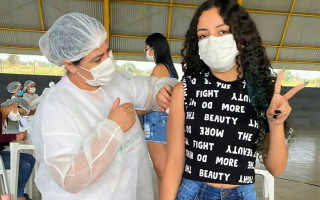 Com o maior alcance da população com idade a partir dos 18 anos, o trabalho de conscientização tem sido reforçado entre os adolescentes