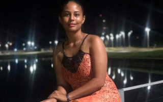 Carine Oliveira morreu após ser atropelada por um caminhão em Araguaína.