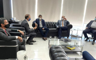 O encontro aconteceu na manhã desta quinta-feira, 25, no Ministério da Saúde em Brasília