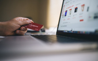 Na Black Friday, existe um forte trabalho de convencimento e geração de expectativa. 