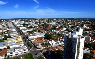 Ex-prefeito desafetou áreas institucionais.