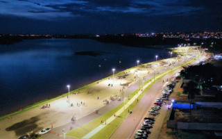 A partir desta sexta-feira, os calçadões da avenida, cartão postal da cidade, ficarão cobertos por um túnel luminoso 