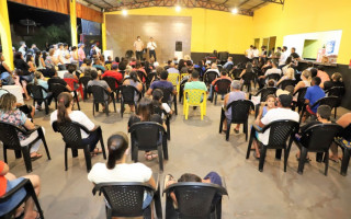Reunião realizada na última segunda-feira, 6, em um comércio do Parque Bom Viver