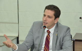 Requerimentos do deputado Olyntho Neto foram rejeitados.