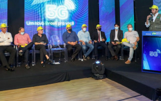 Wagner Rodrigues e o secretário da Tecnologia, Ciência e Inovação, Fabiano Souza, estiveram no lançamento do Programa Conecta 5G, em Natal-RN.