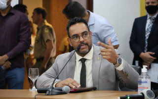 O titular da Pasta, Bruno Barreto, destaca que o pagamento das referências que antecedem esta portaria, encontra-se em fase de estudos