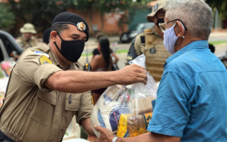 2º BPM entrega alimentos e outros donativos à comunidade em Araguaína e região