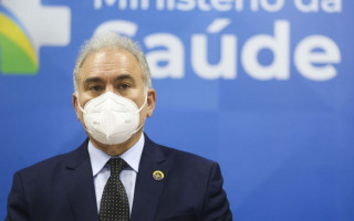 O Brasil receberá, no primeiro trimestre de 2022, 20 milhões de doses pediátricas