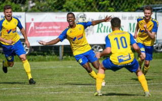 Lucas Mineiro, lateral de 24 anos, reforço do União 