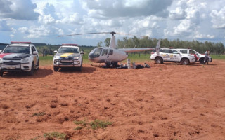 Aeronave foi apreendida pela polícia. 