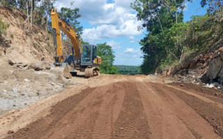 Tráfego liberado onde havia uma rocha na pista da TO-239 