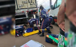 Vítima colidiu na traseira do caminhão 