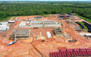 A ETE está sendo construída em uma área de mais de 87 mil metros quadrados.