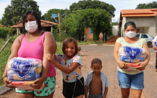 Legião da Boa Vontade está entregando 300 cestas de alimentos em Araguaína