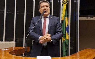 Deputado federal Osires Damaso