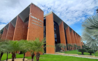 TJTO decidiu retornar com  efetivo de 100% de usuários internos nas dependências dos órgãos do judiciário tocantinense. 