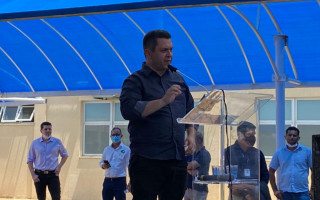 Cerimônia de entrega de máquinas e equipamentos compradas pela Codevasf com recursos de emendas parlamentares