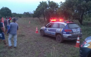 Corpo foi encontrado em área de matagal