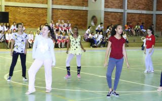 Dança Tocantins é realizado pela Seduc para estimular o exercício da dança e da expressão corporal entre os jovens.