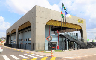  de Flávia Candido abre a programação na Nova Ferinha, às 11 horas, nesta terça-feira, 22