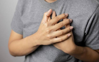 Segundo o cardiologista, o principal alerta é com relação à possível inflamação do músculo do coração