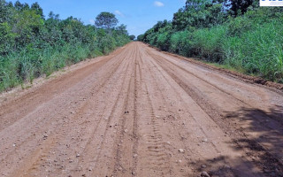 Serviços de revestimento e patrolamento na TO-373