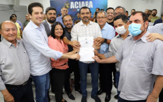 A autorização para abertura do processo licitatório da revitalização do DAIARA foi assinada nesta sexta-feira, 25.