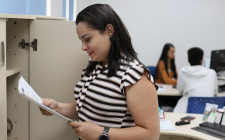 Os pré-requisitos e cargas-horárias de cada curso também podem ser conferidos no site do IEL