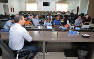 Com 16 vereadores presentes, o prefeito de Araguaína, Wagner Rodrigues, realizou uma reunião na manhã dessa quarta-feira, 13.