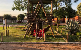 Crime aconteceu na praça Nossa Senhora Aparecida, no centro de Colinas. 