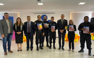 Policiais penais e do Sistema Penal na sede da SBB
