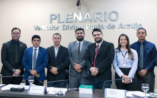 Visita de acadêmicos do Unitpac à Câmara de Araguaína 