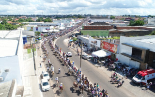 Comitivas irão se concentrar na Avenida Bernardo Sayão