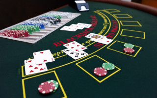 Blackjack se tornou o jogo mais popular nas salas de cassino online. 